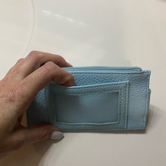 Baby blue nautica wallet - Picture 4 of 5